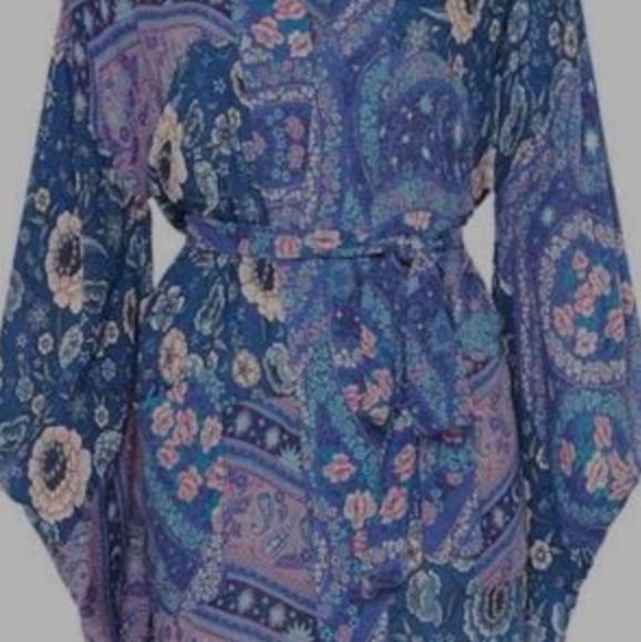 Spell RENEW ROBE SWAP OR SELL OFFRS - Picture 4 of 8